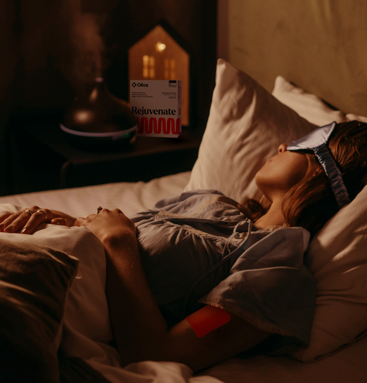 Breaking the Pain-Stress-Sleep Cycle: How Infrared Therapy Improves Sleep Quality and Morning Mobility